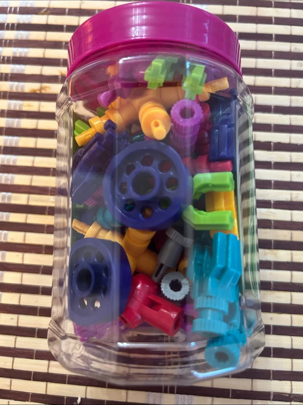Discovery Toys Jawbones Buildable Art System Starter Set and more
